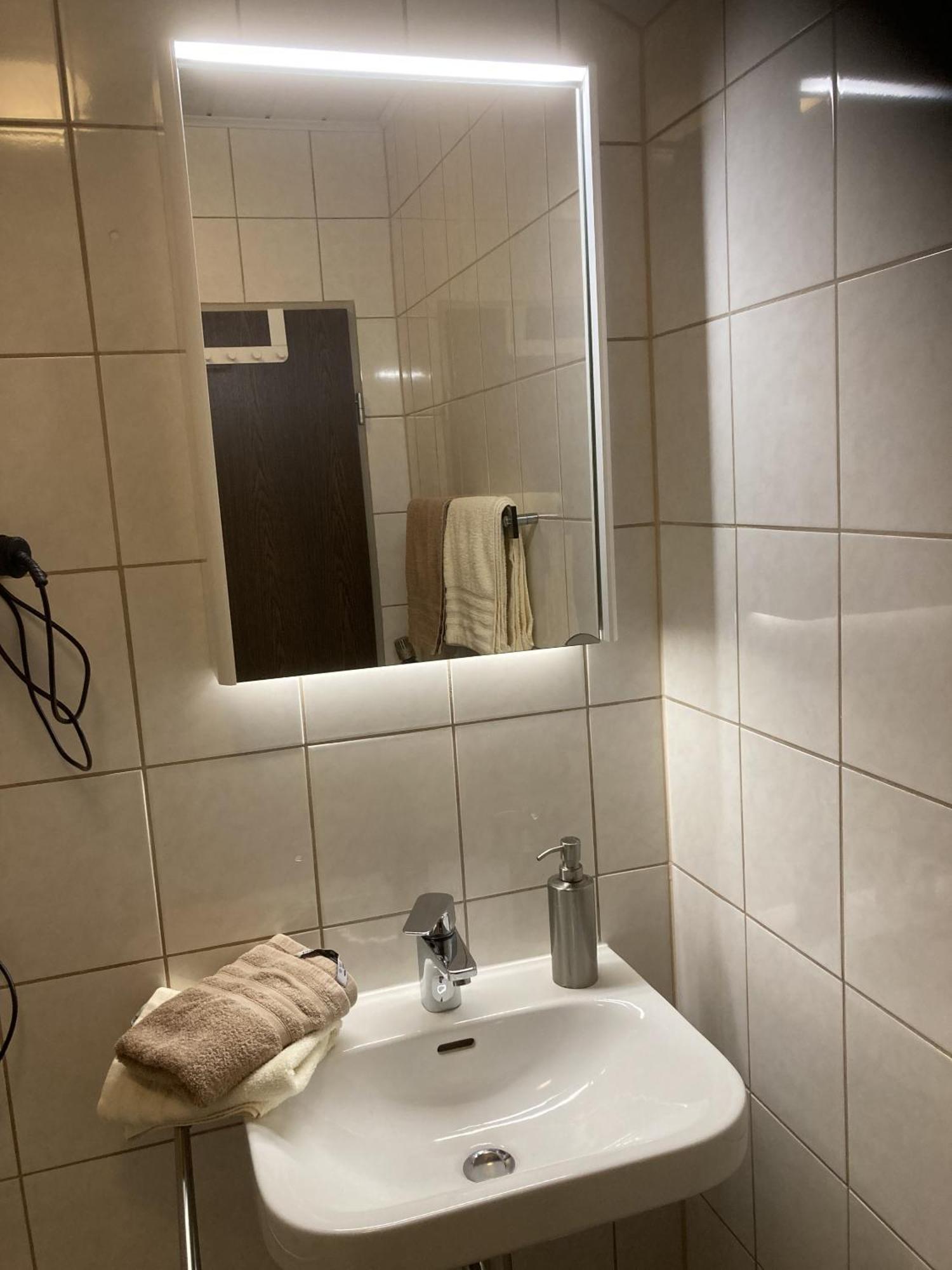 Bed and Breakfast Huus Stoertebeker Dornumersiel Pokoj fotografie